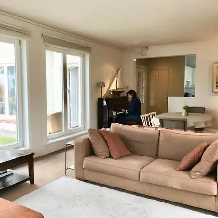 Casa de Férias Villa Drie Slaapkamers In Oostduinkerke - Parador Koksijde