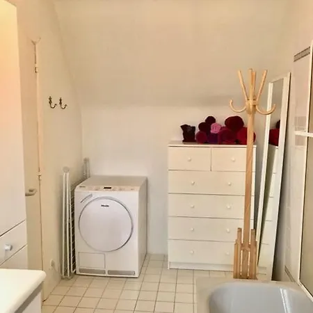 Villa Drie Slaapkamers In Oostduinkerke - Parador *