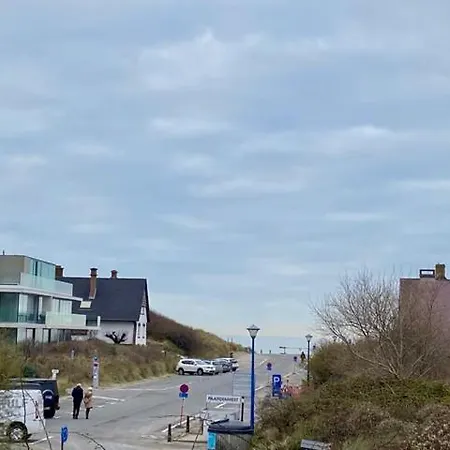 Holiday home Villa Drie Slaapkamers In Oostduinkerke - Parador *